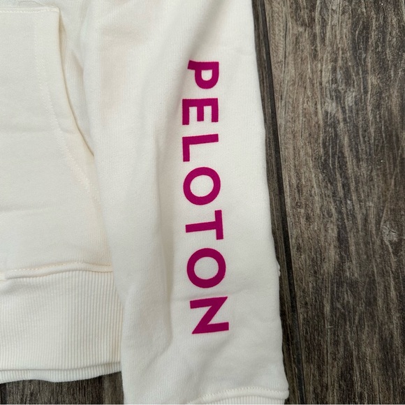 NWT Peloton Women's Cream Sweatshirt with Pink Detail - Picture 2 of 7